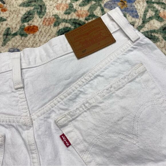Levi’s 501 white high rise denim shorts size 29 Button Fly Premium - Picture 9 of 9